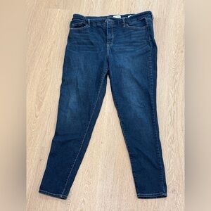 Women's Jessica Simpson size 16 skinny jeans